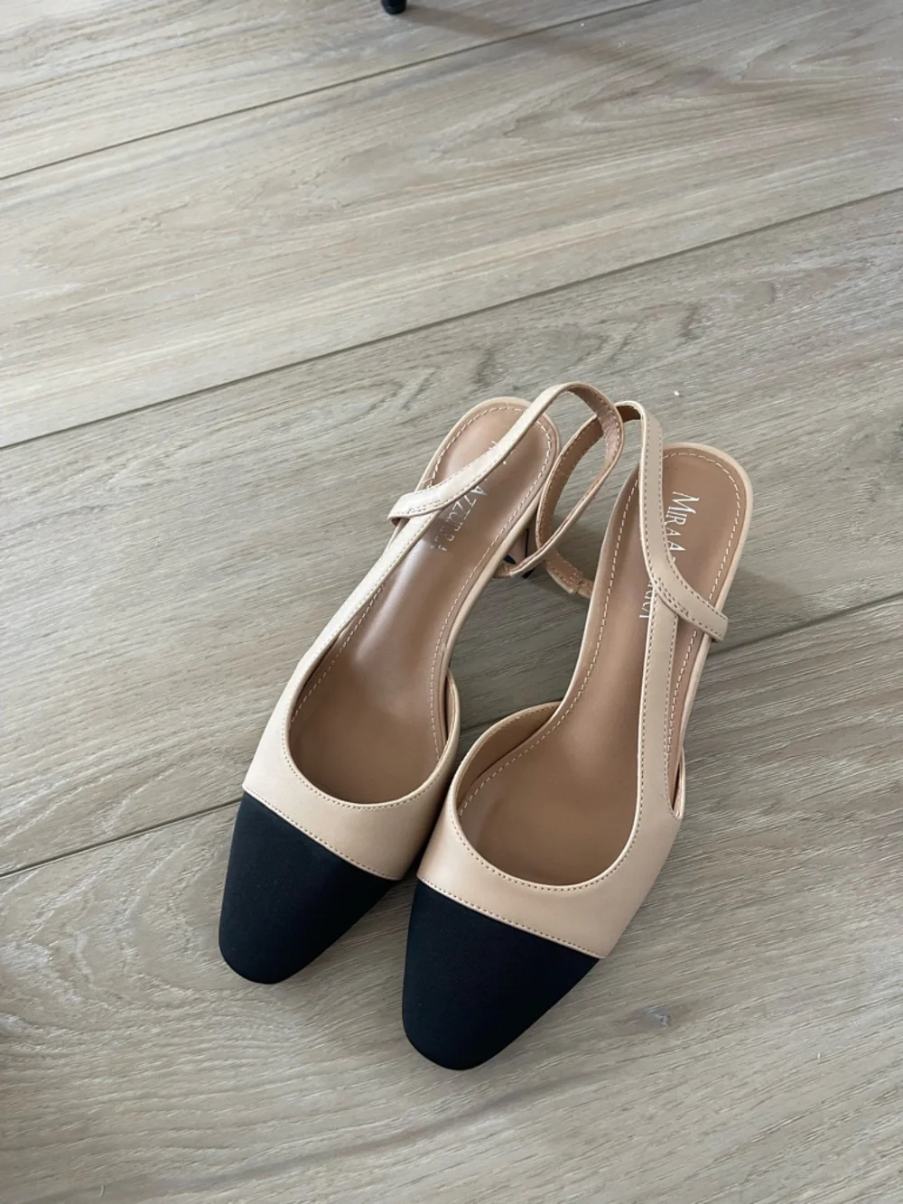 MiraAzzurra Two-Tone Beige and Black Slingback Pumps